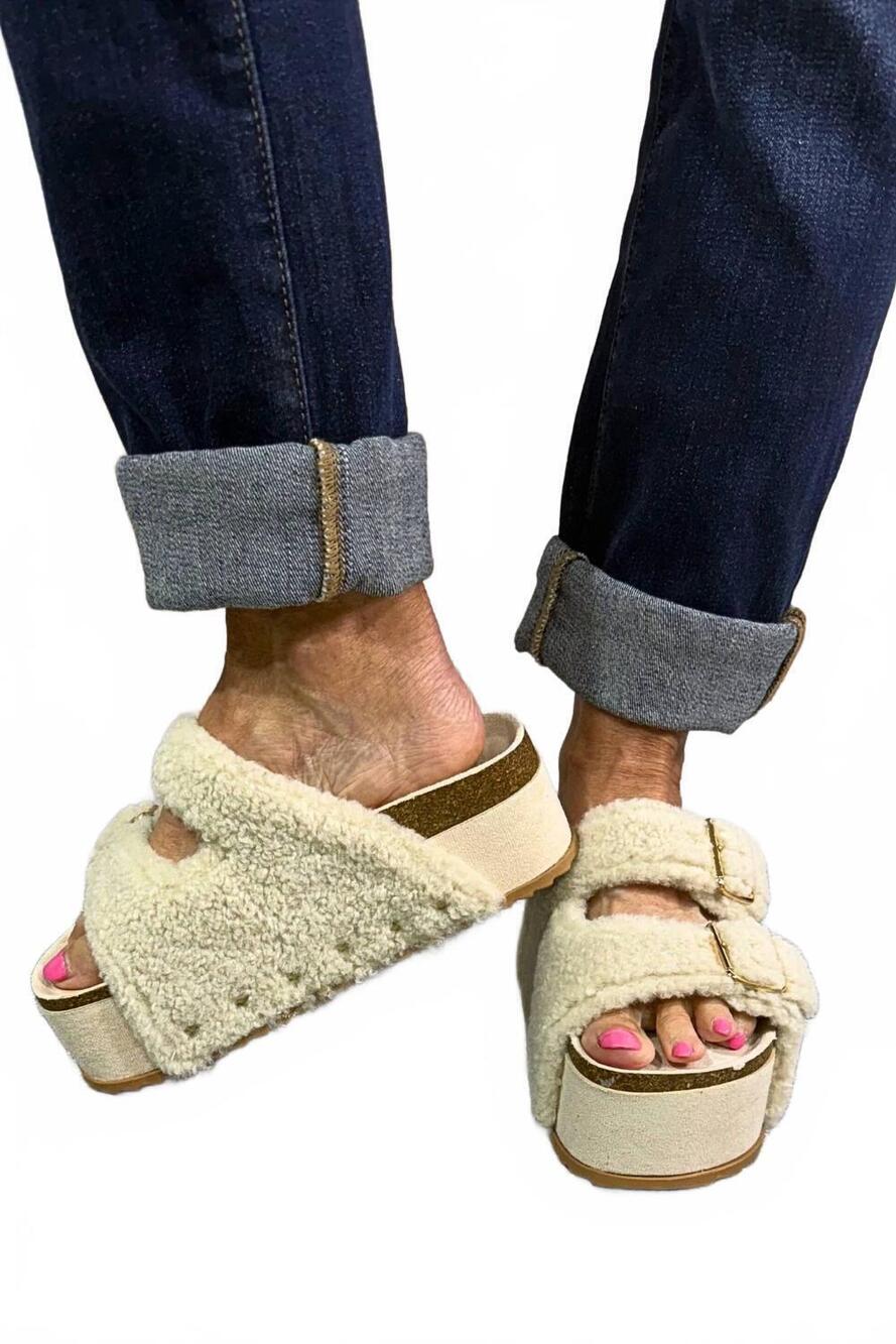 NEW MARS SKY SHOES women's horizon fleece buckled platform sandal in ivory